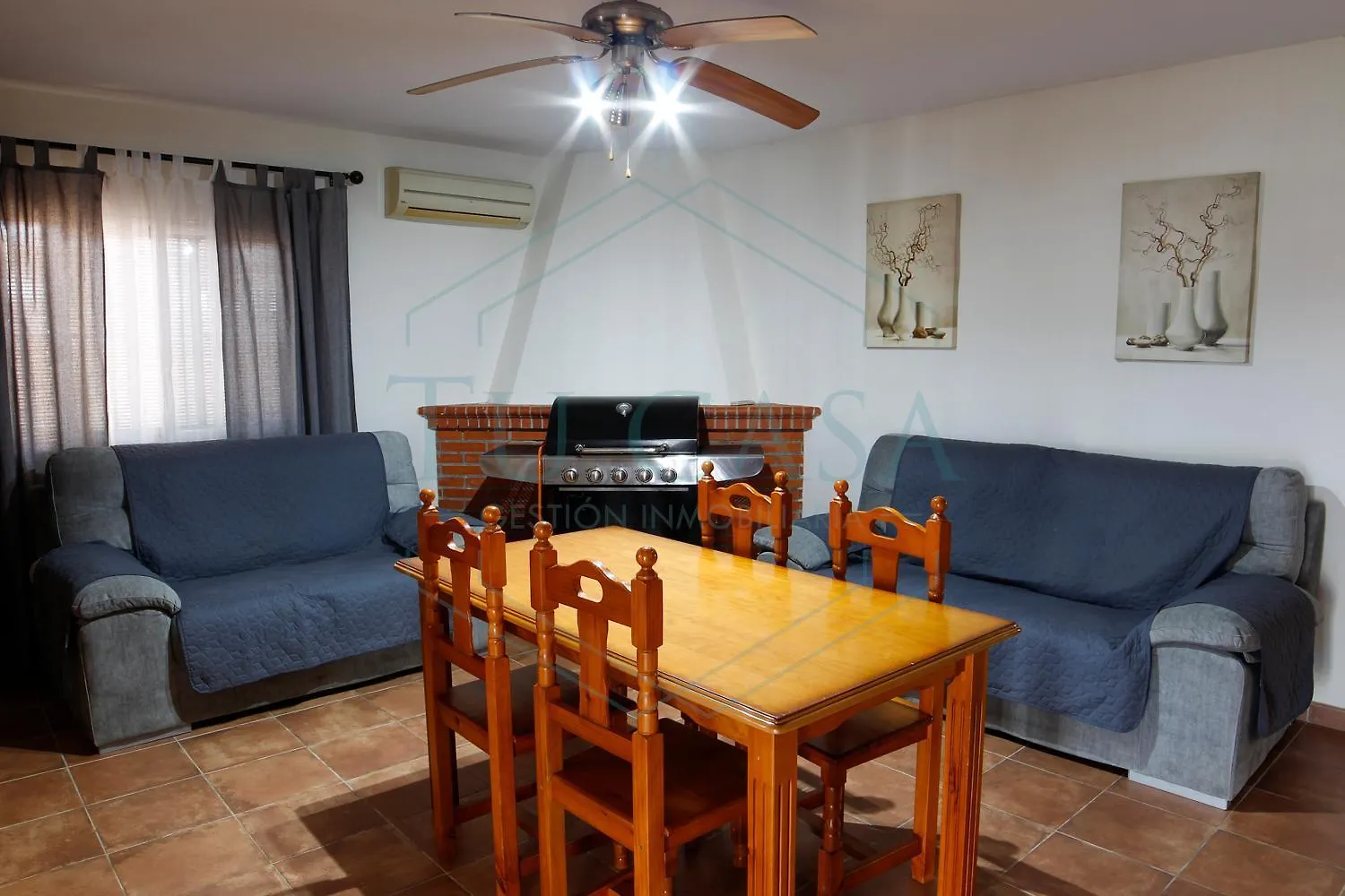 Villa Zapatilla contacts